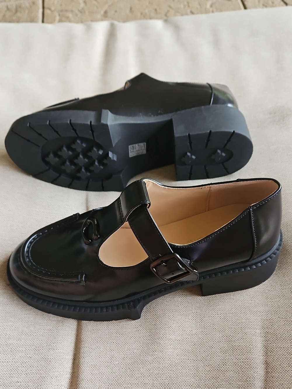 Coach LIV Mary Jane Black Platform Shoes Chunky Heel Padded Footbed Size 6 - Picture 9 of 11